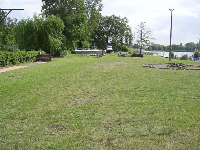 AV 06 05.JPG